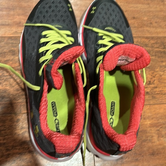 Women’s Under Armour Spine Shoes Size 8.5 US Grey/Pink No Box Great Condition🔥 - Picture 5 of 6